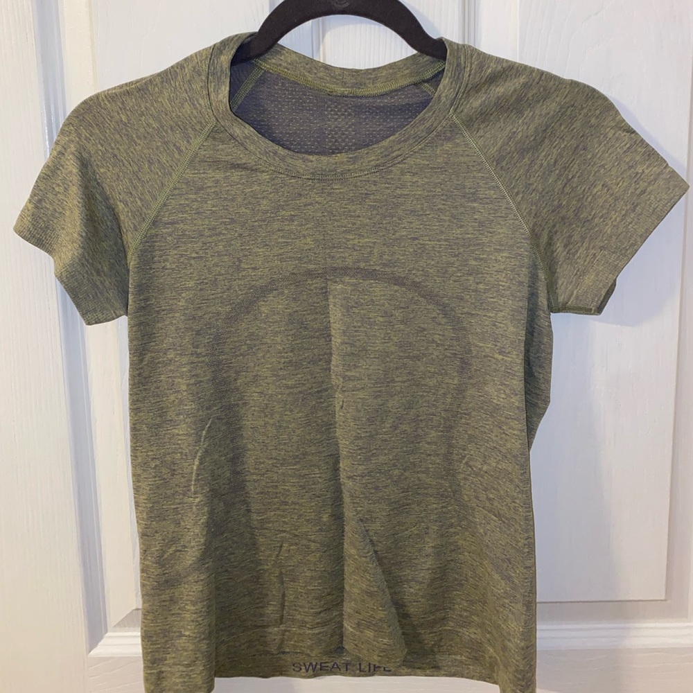 Green Lululemon race length swiftly tech tee